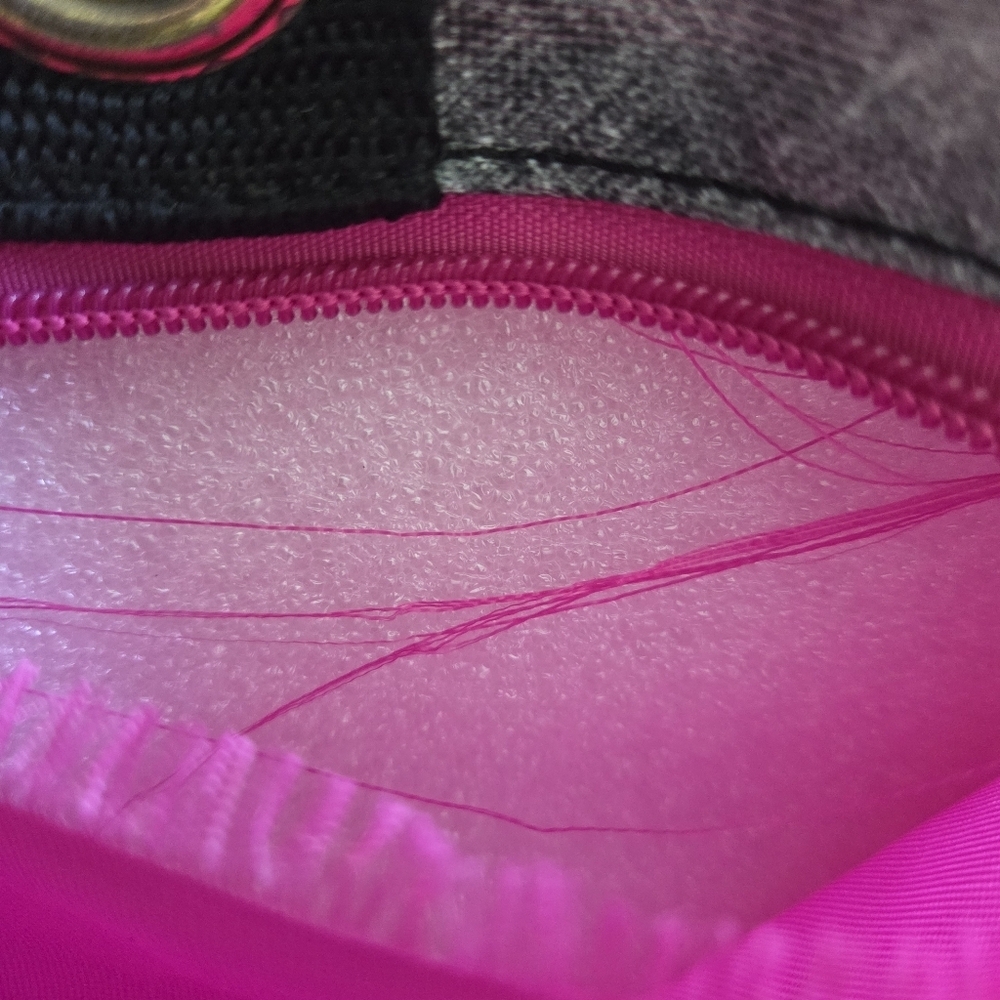 Skechers Gray and Black Women's Messenger Bag - Picture 10 of 11